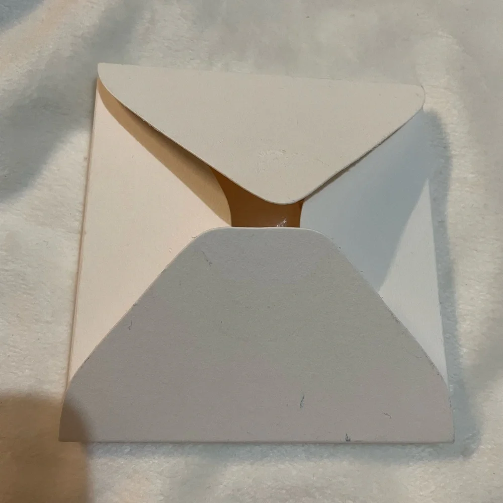 Chloe Diffuser 🤍 - Picture 2 of 5